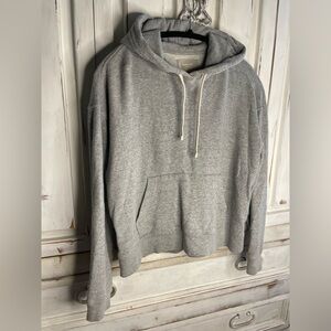 Everlane gray woman’s hoodie sweatshirt size Lrg